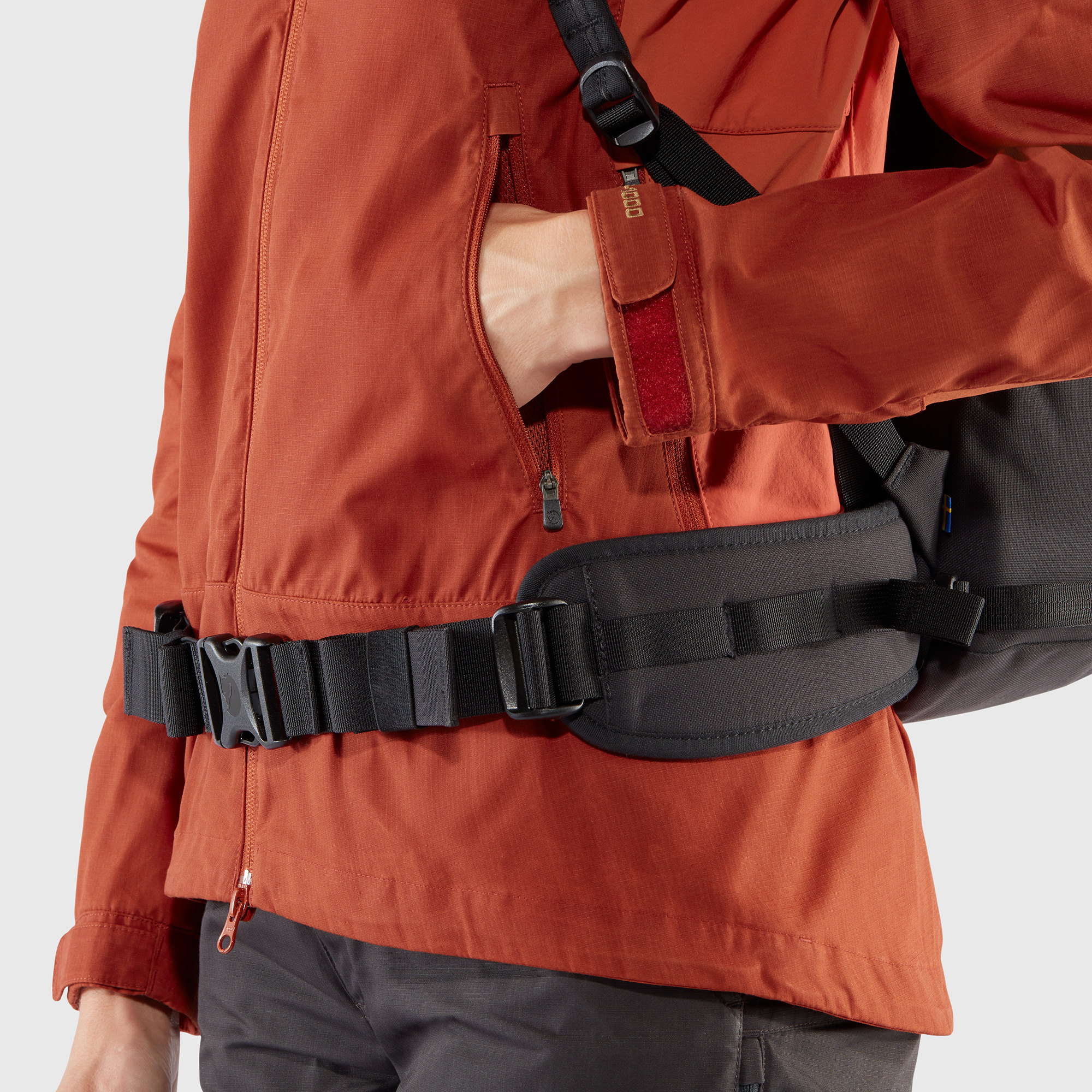 Abisko Lite Trekking Jacket W - Image 9