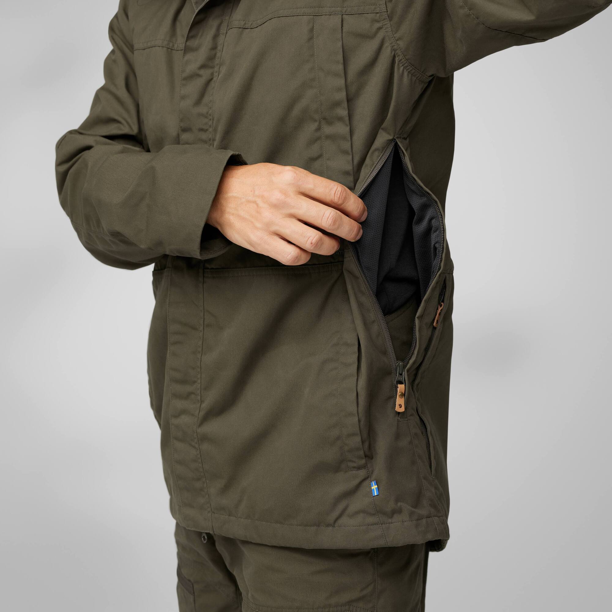 Drev Hybrid Jacket M - Image 10