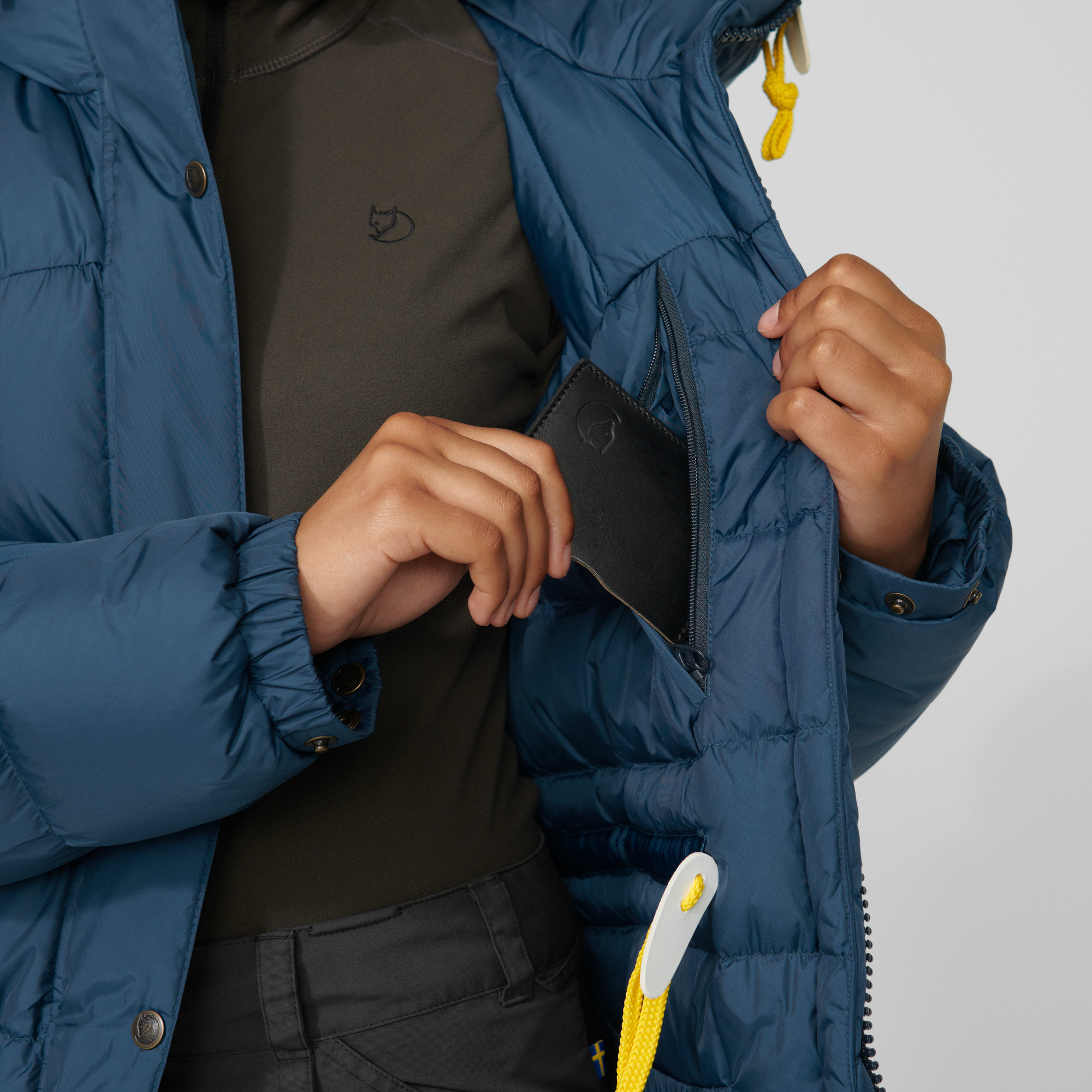 Expedition Down Jacket W - Image 5