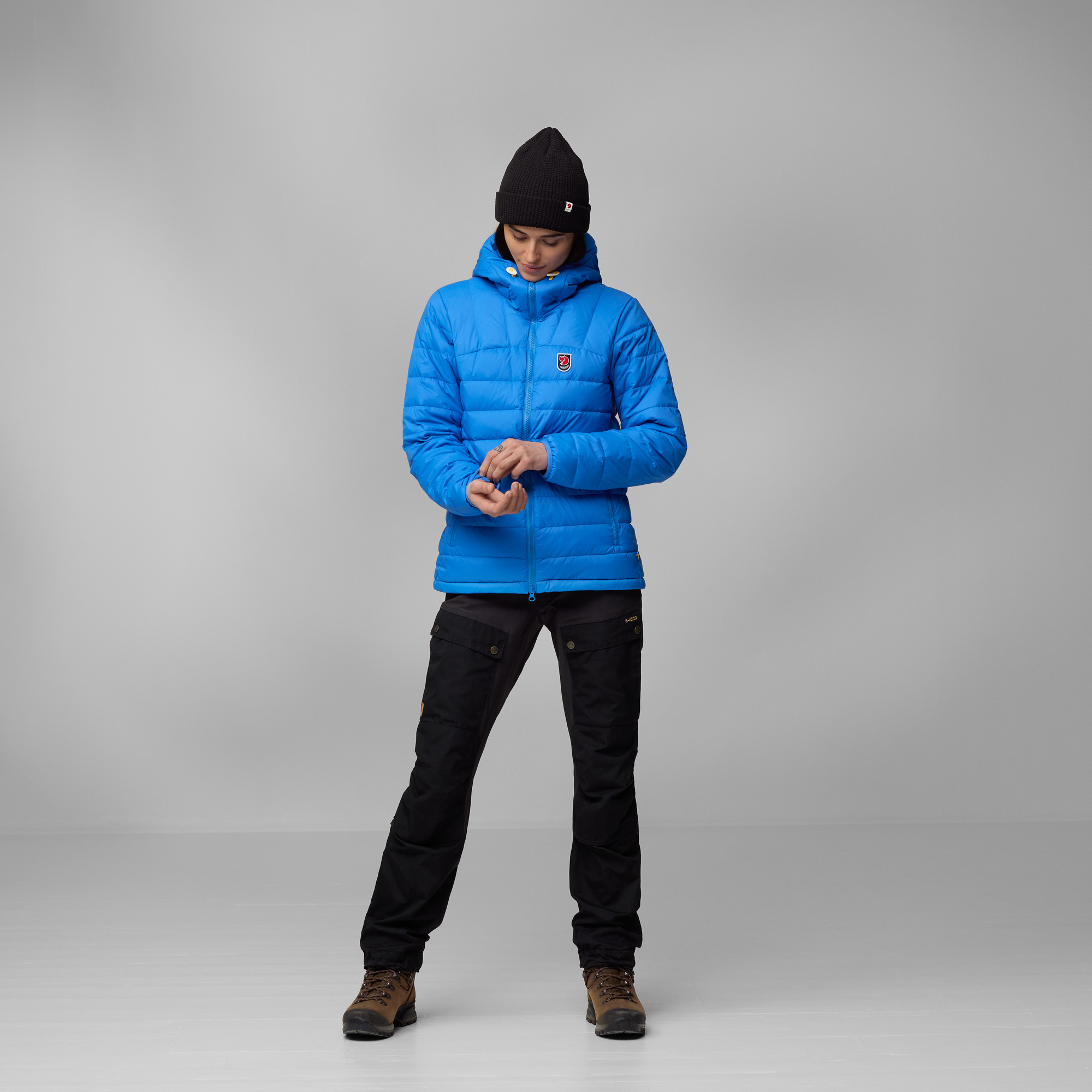 Expedition Pack Down Hoodie W - Image 12