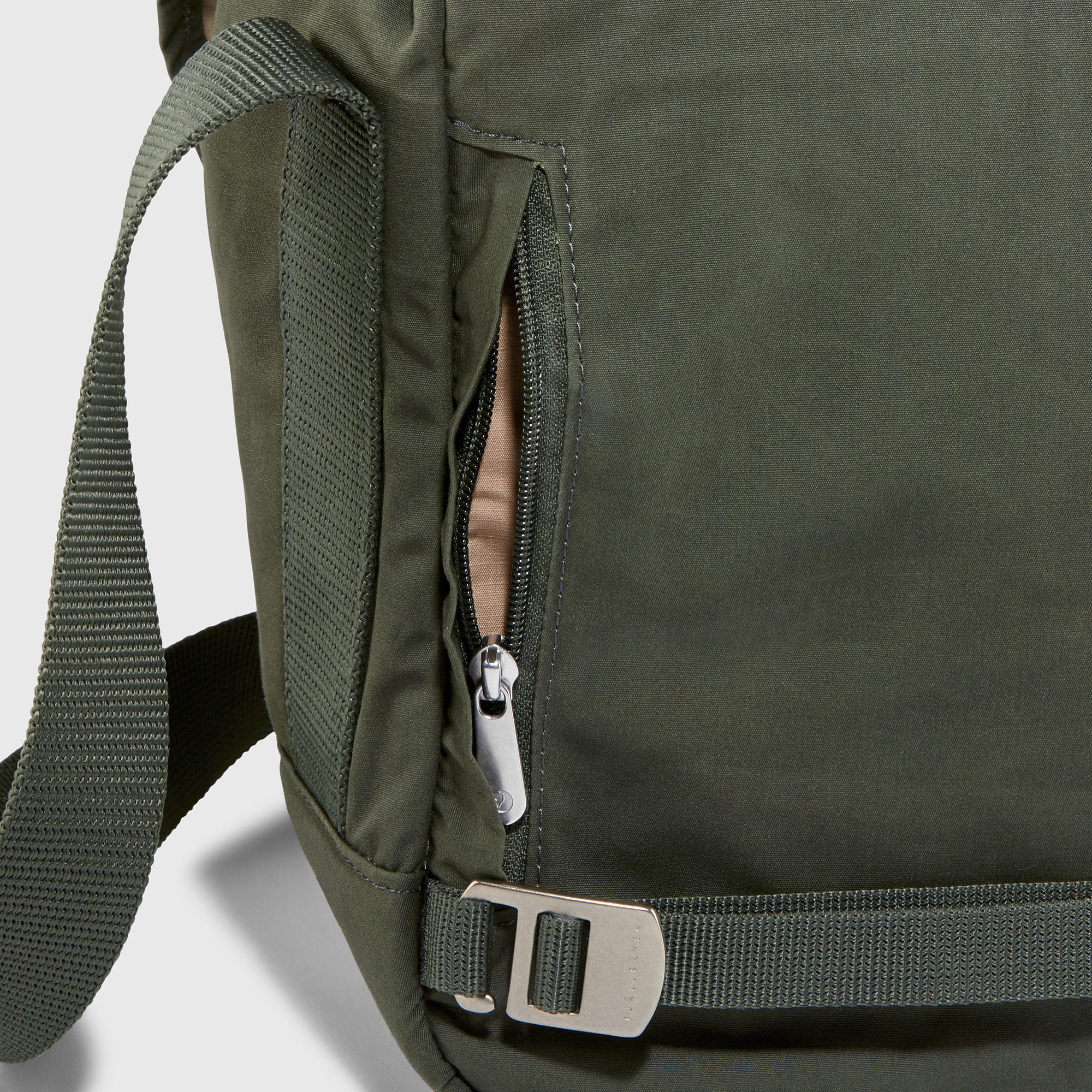 Greenland Shoulder Bag - Image 18
