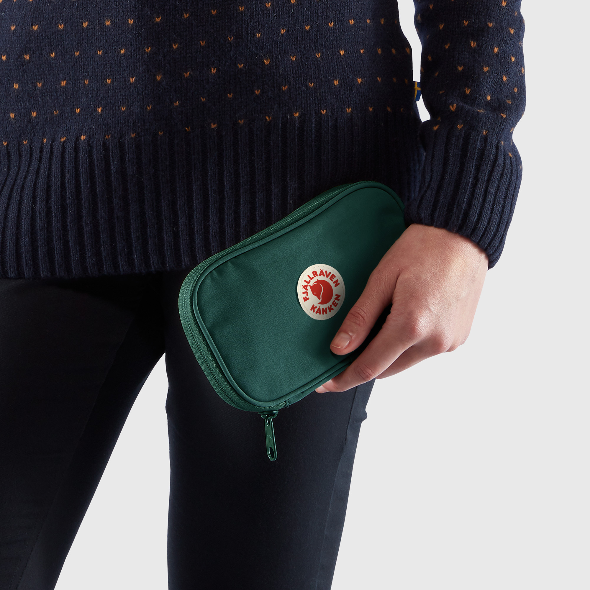 Kånken Travel Wallet - Image 1