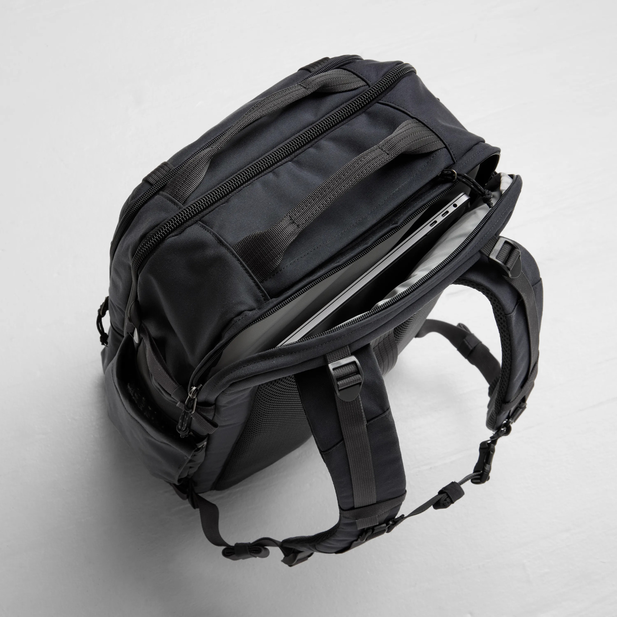 Färden Carry-On Pack - Image 9