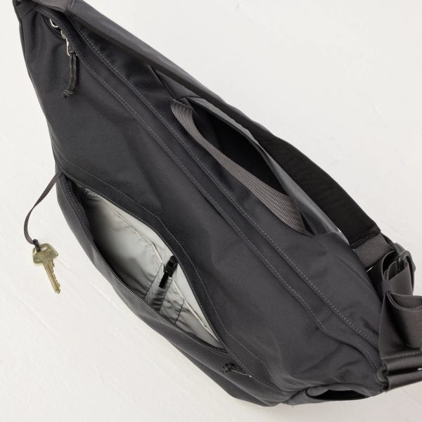 Färden Crossbody - Image 9