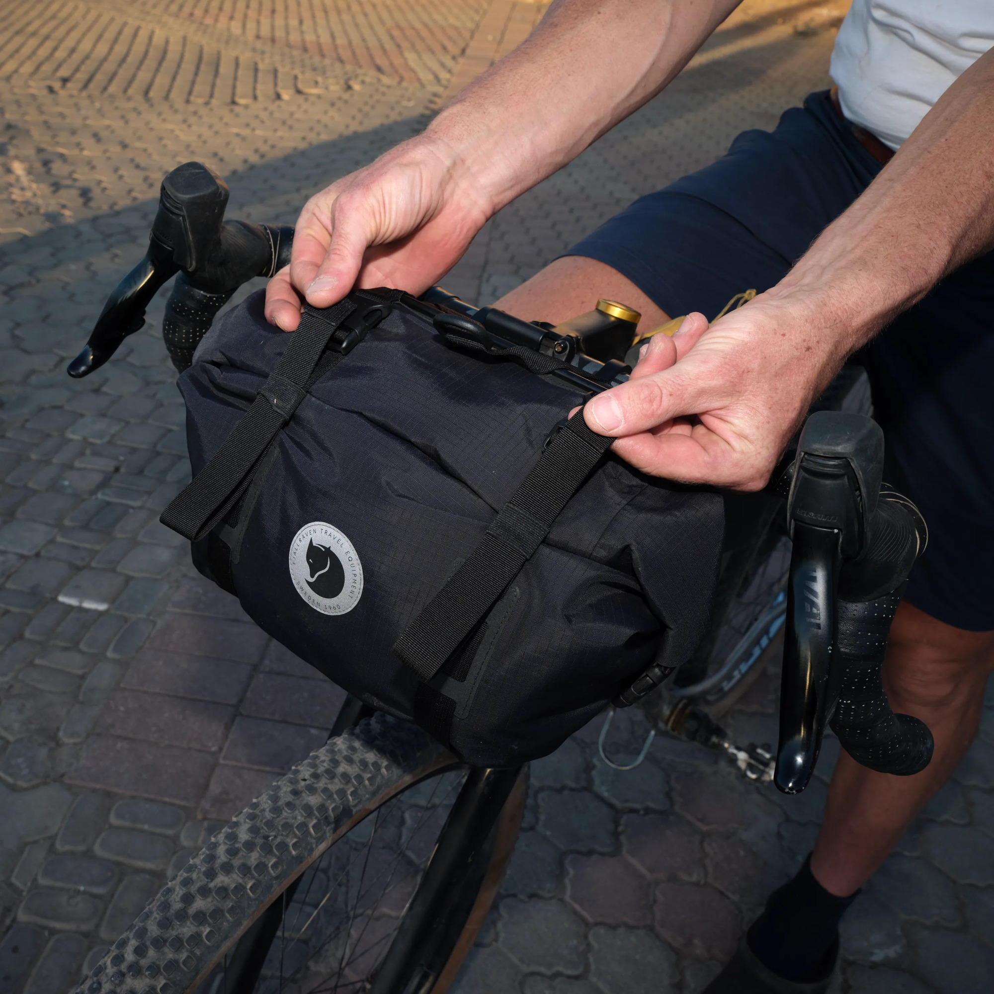 Hoja Handlebar Rolltop - Image 8