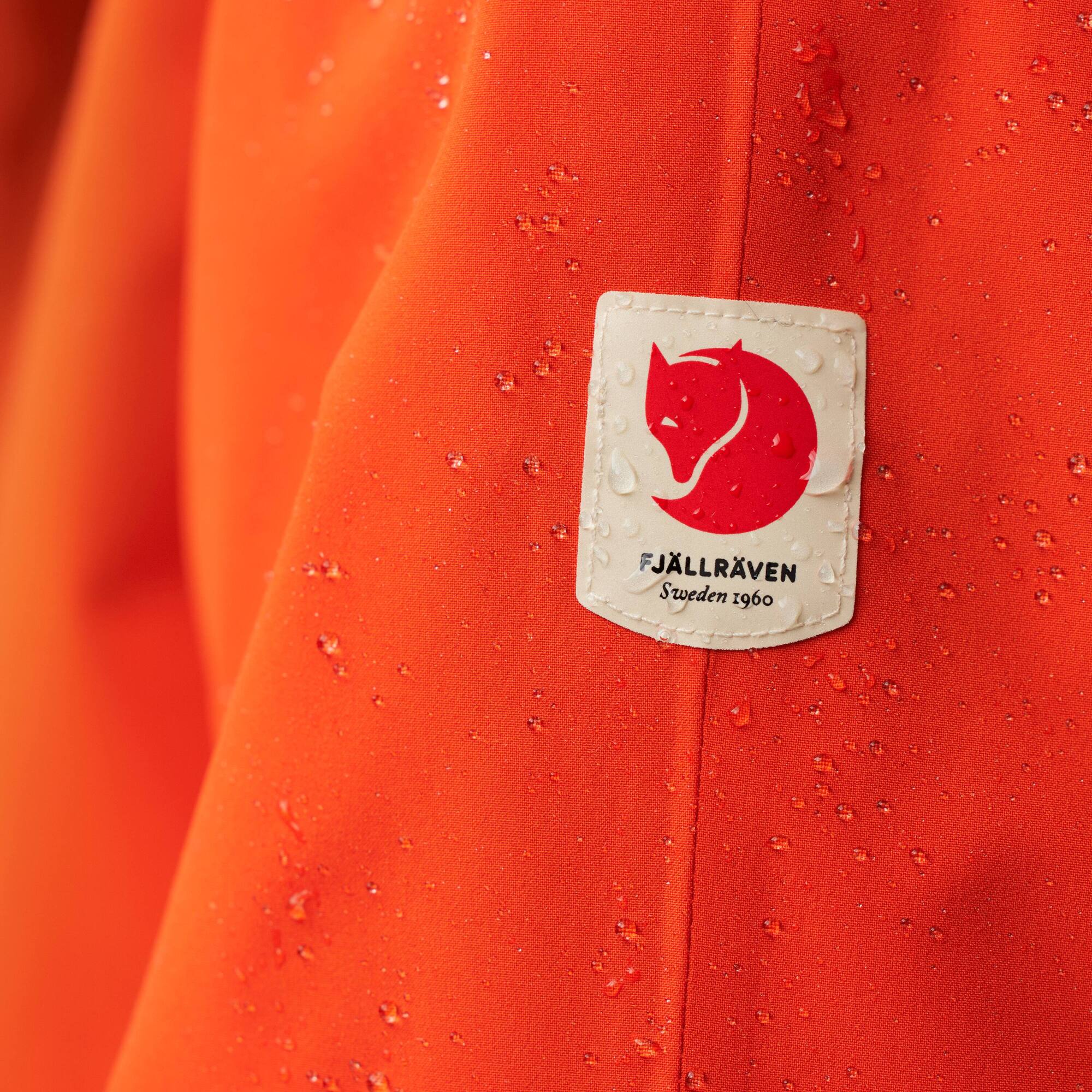 HC Hydratic Padded Jacket W - Image 13