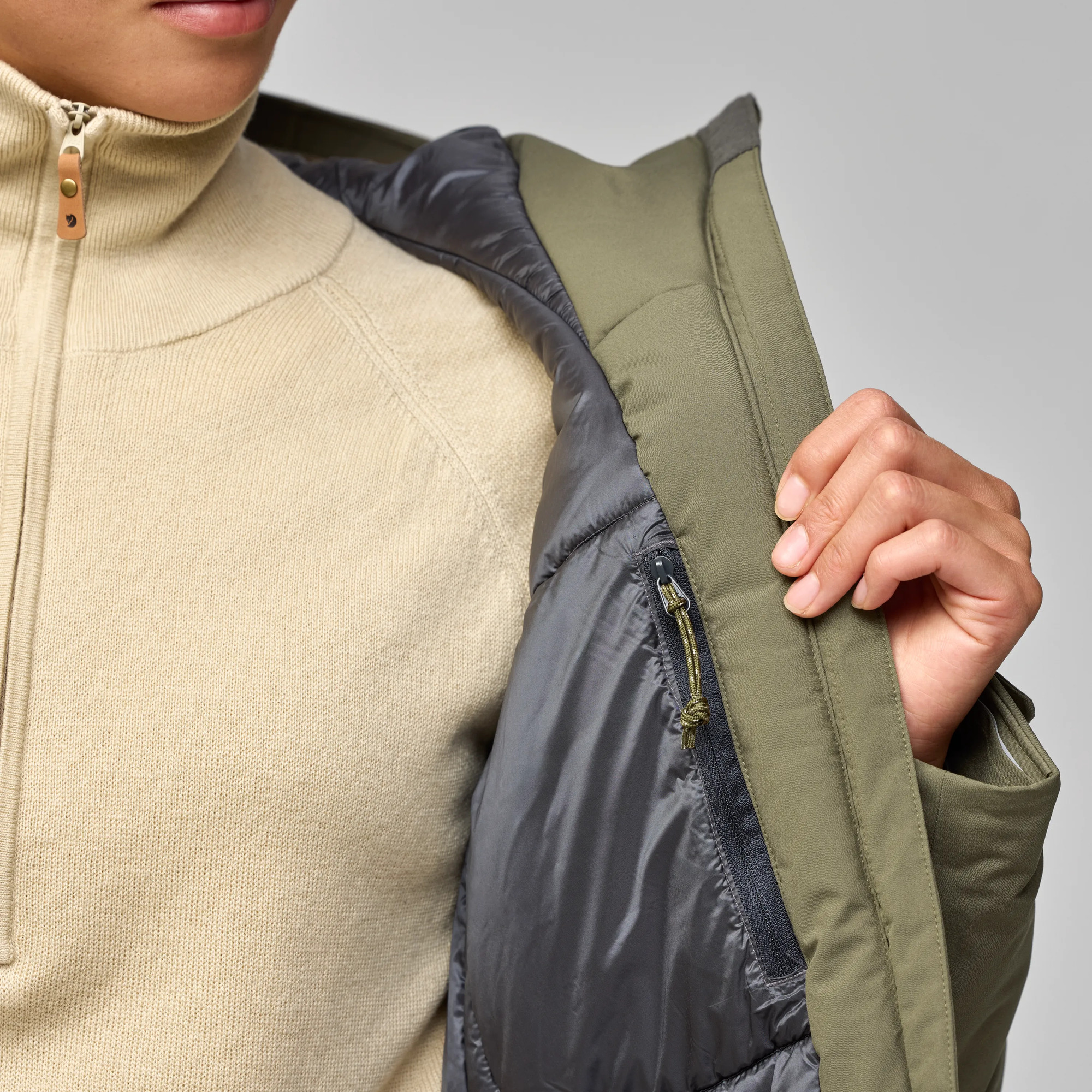 HC hydratic Padded Parka W - Image 13