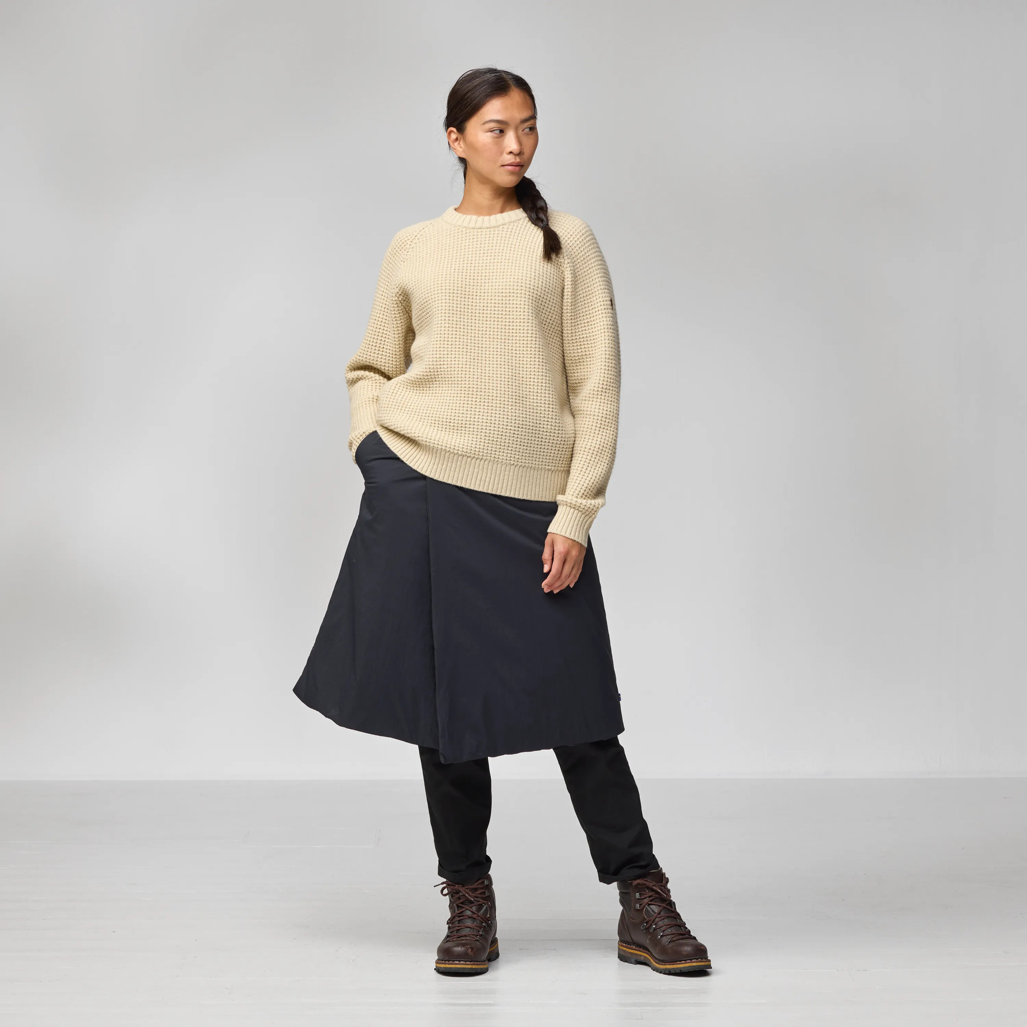 HC Insulated Skirt W - Image 7