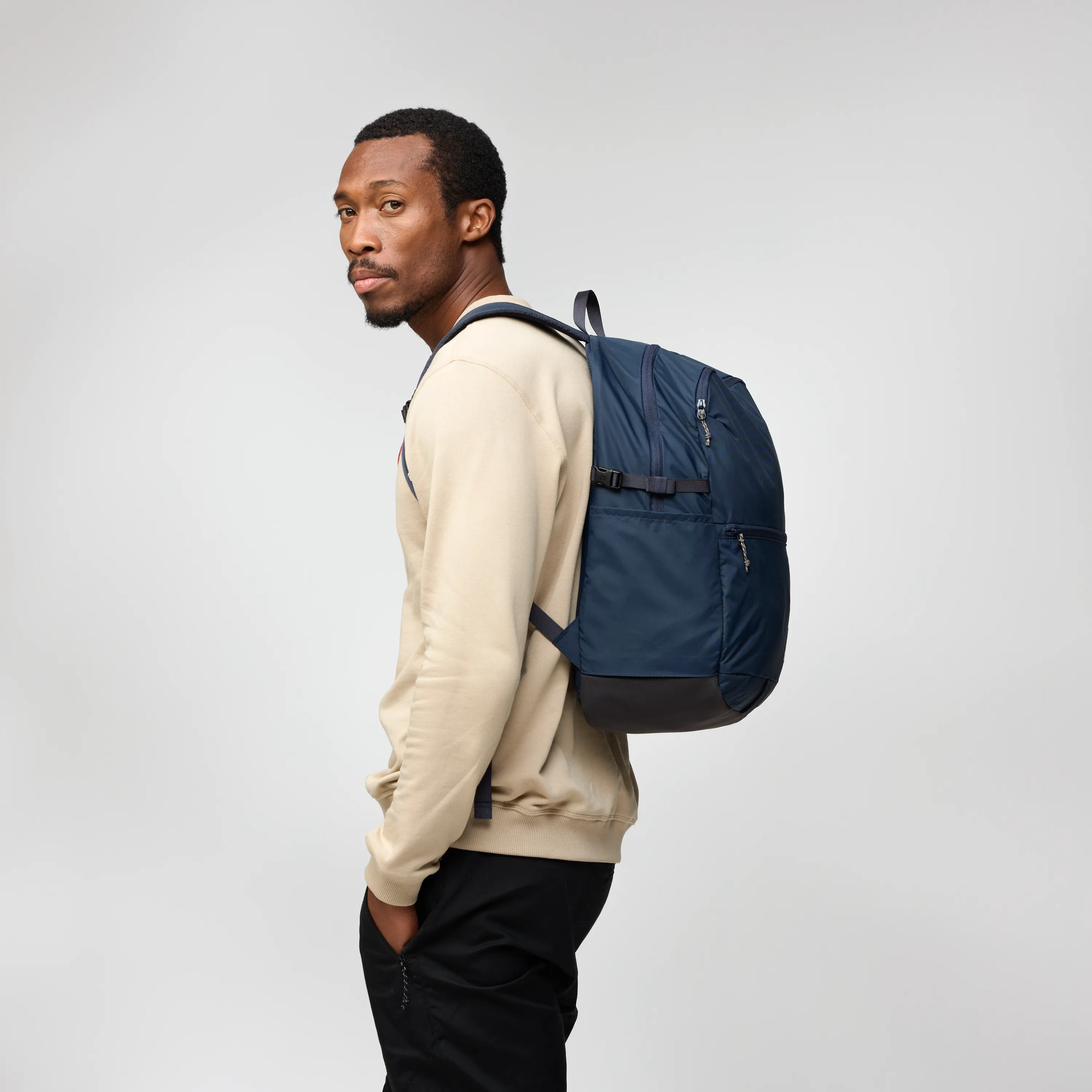High Coast Backpack 24 - Image 2
