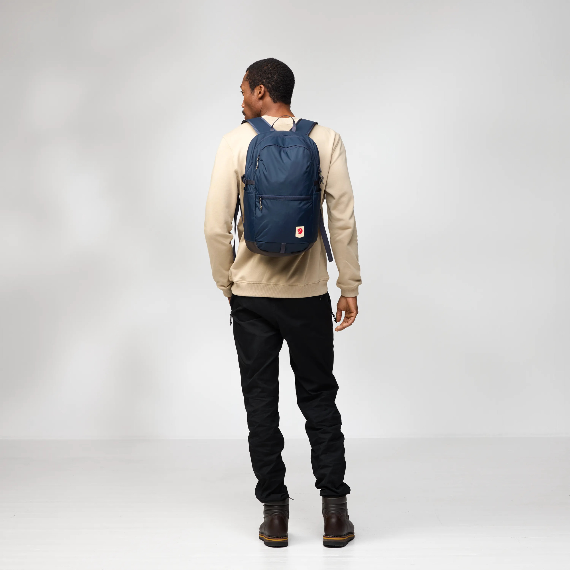 High Coast Backpack 24 - Image 9