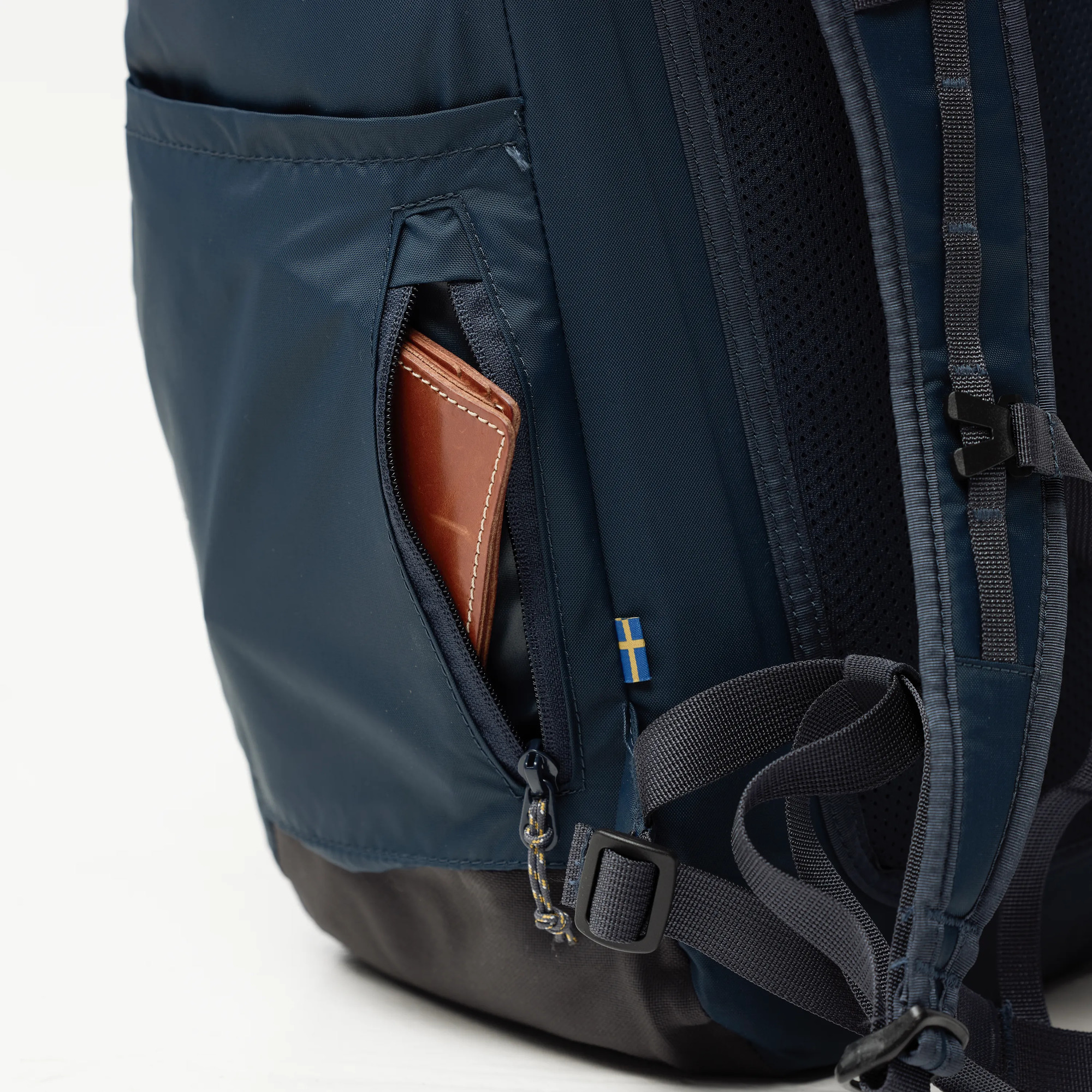 High Coast Rolltop 26 - Image 5