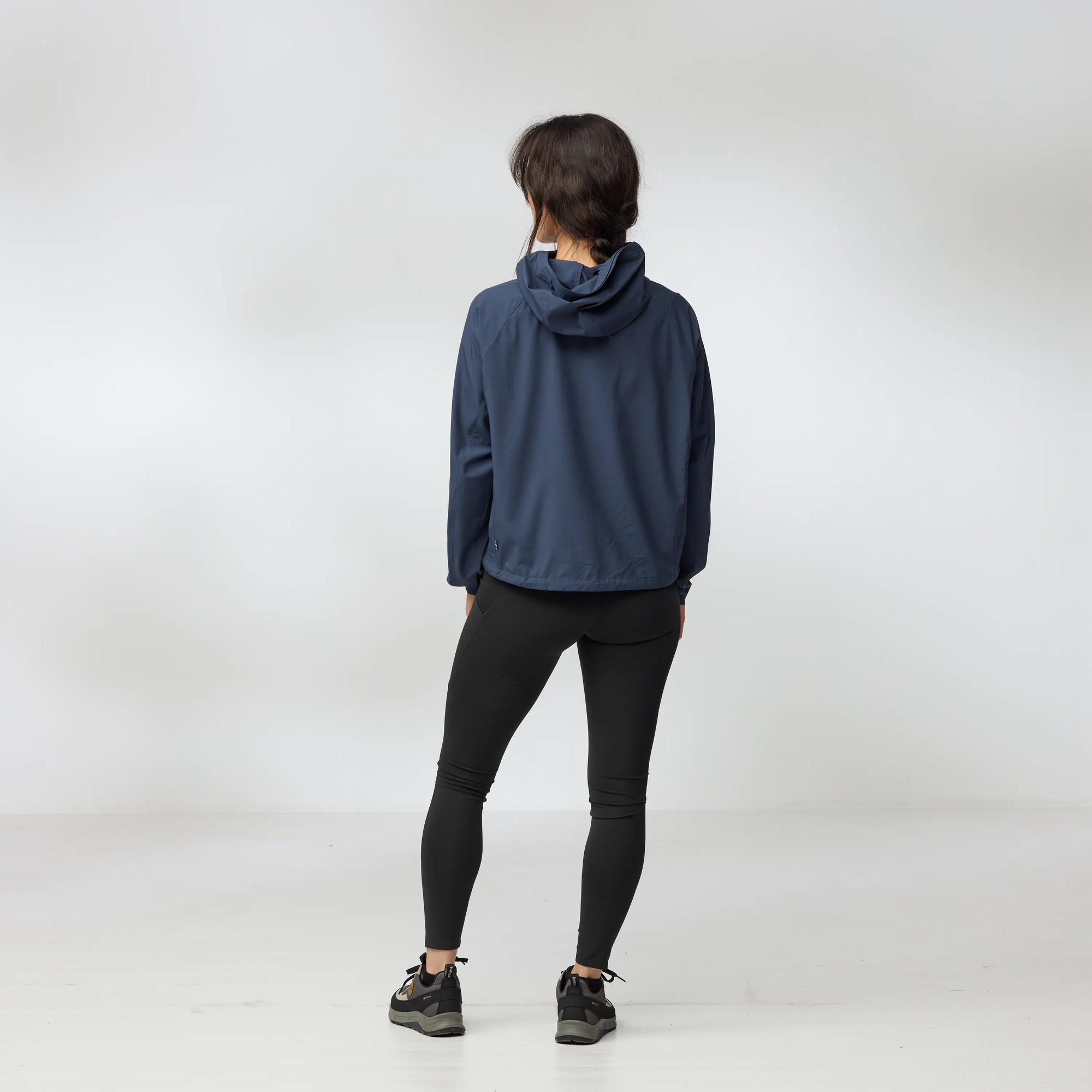 High Coast Short Wind Hoodie W - Image 2