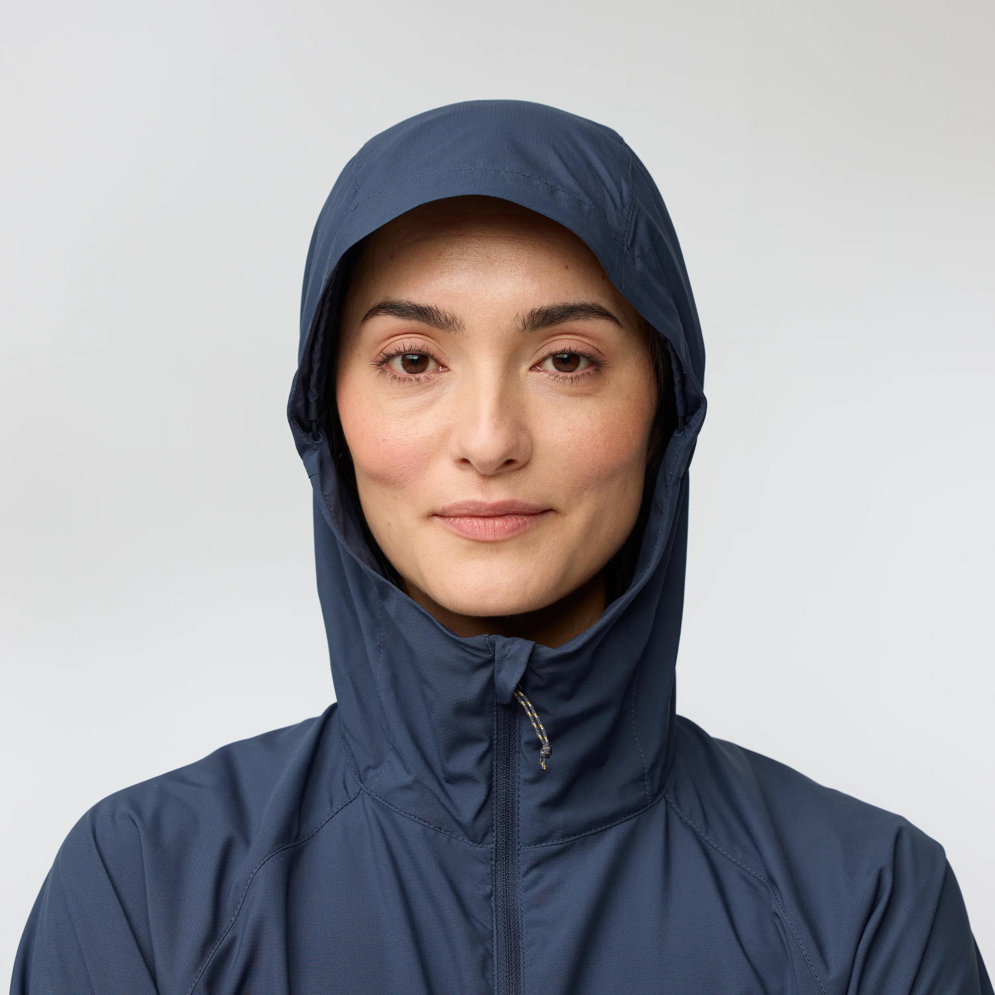 High Coast Short Wind Hoodie W - Image 5