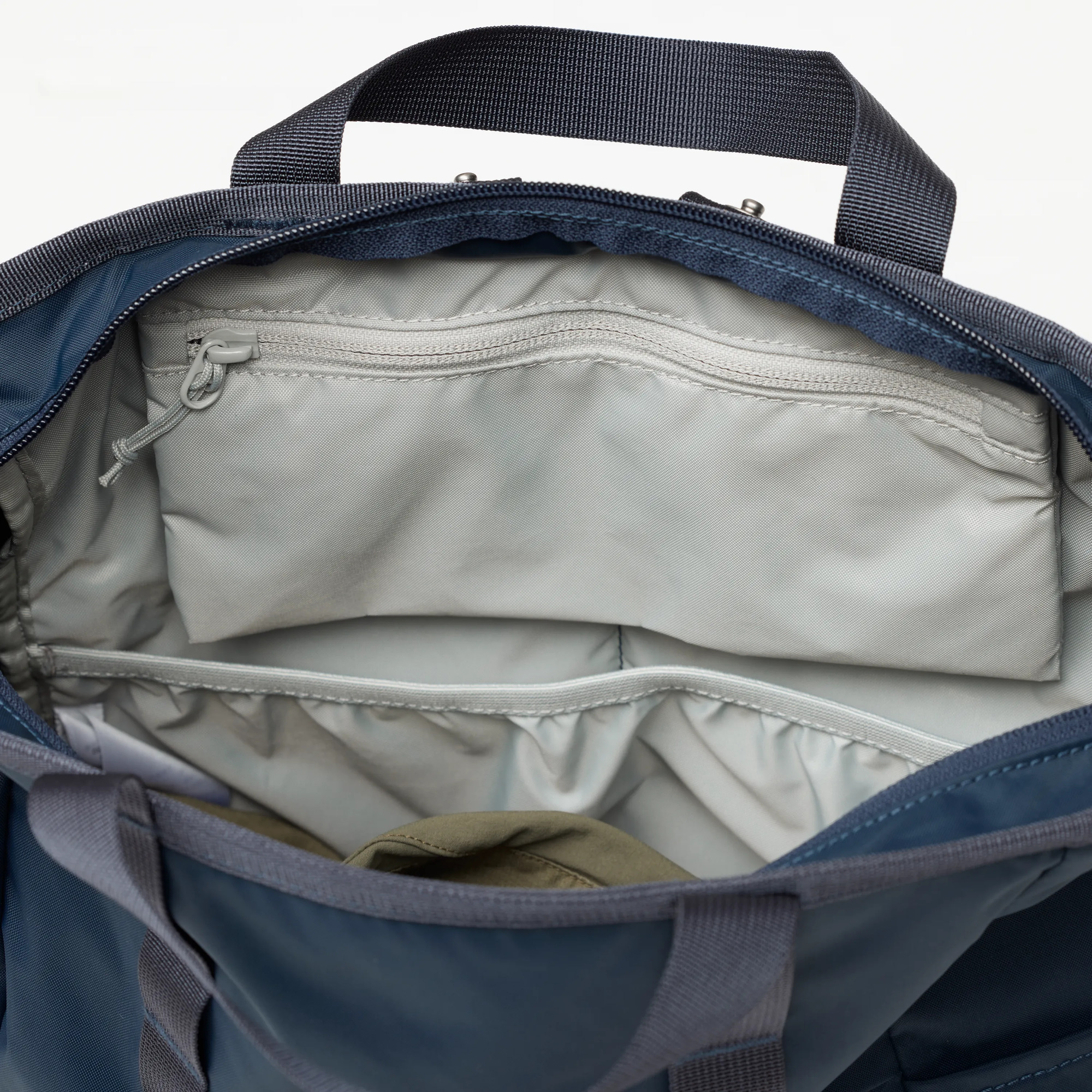 High Coast Totepack - Image 7