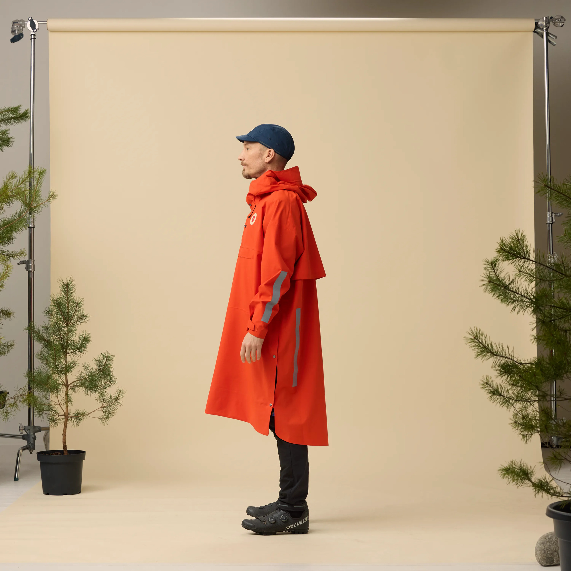 Hoja Rain Fox Poncho - Image 3