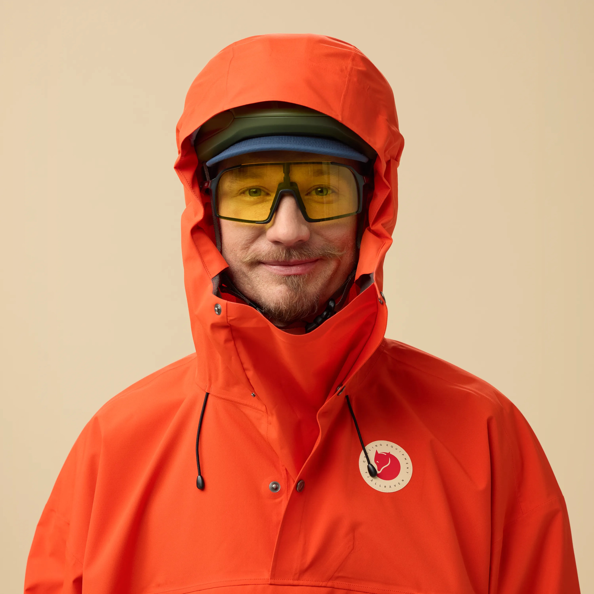 Hoja Rain Fox Poncho - Image 9