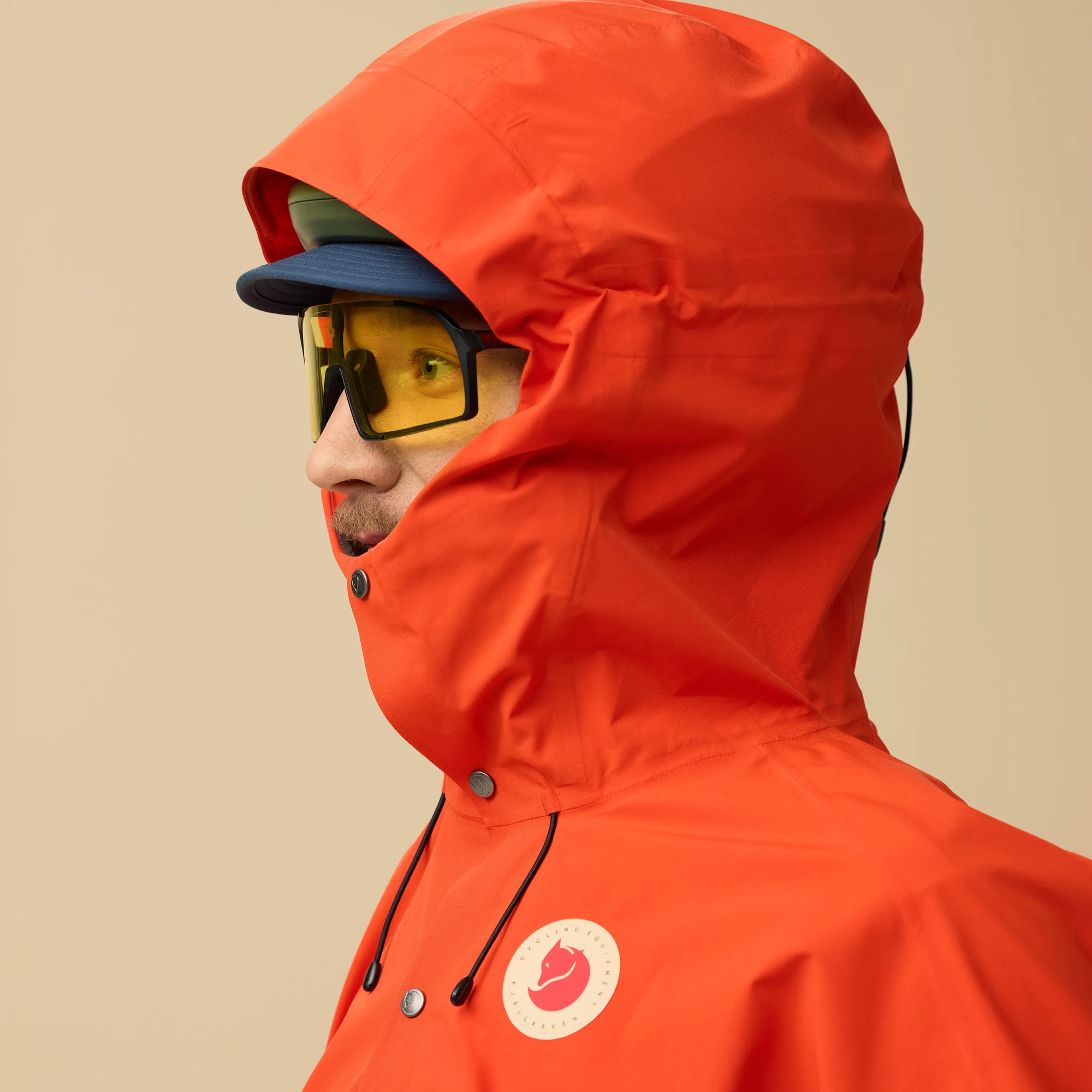 Hoja Rain Fox Poncho - Image 11