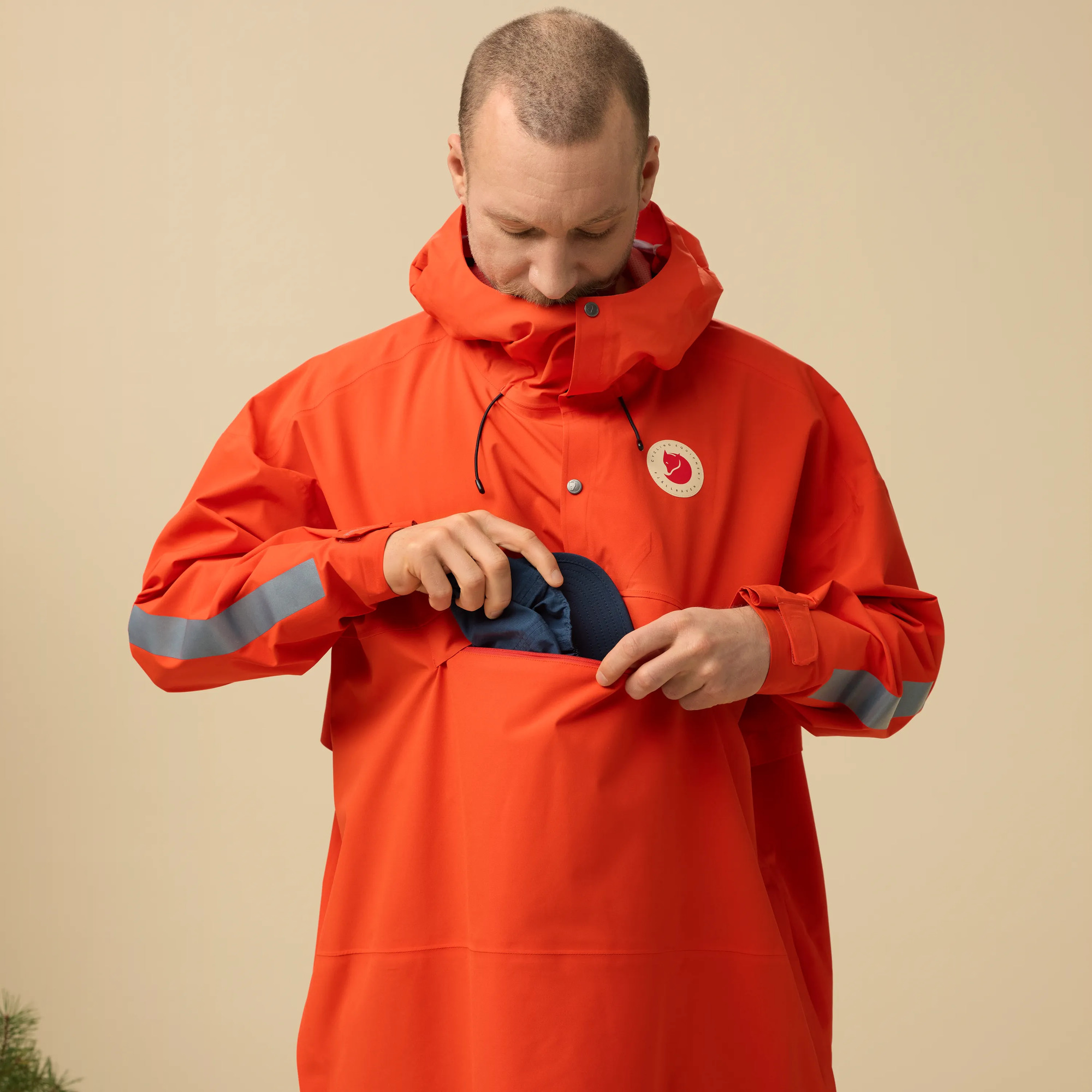 Hoja Rain Fox Poncho - Image 13