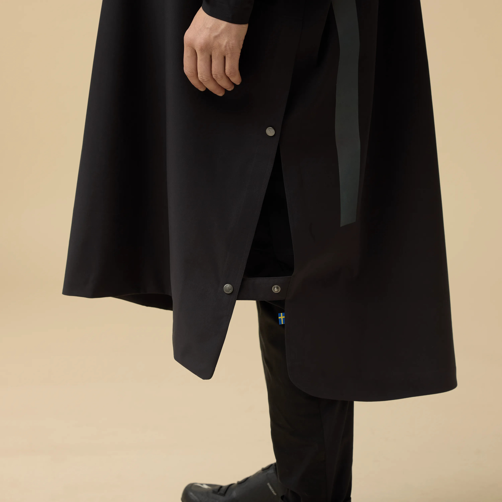 Hoja Rain Poncho - Image 12