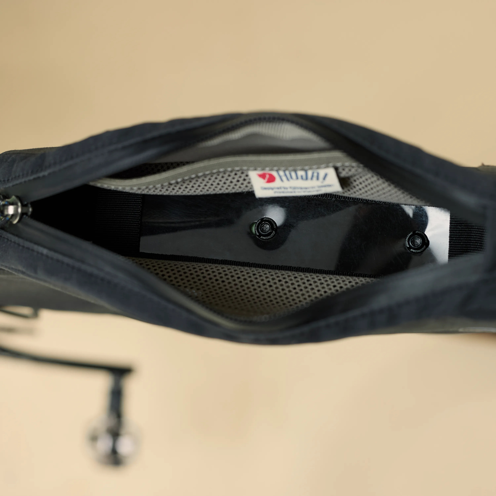 Hoja Top Tube Bag - Image 4