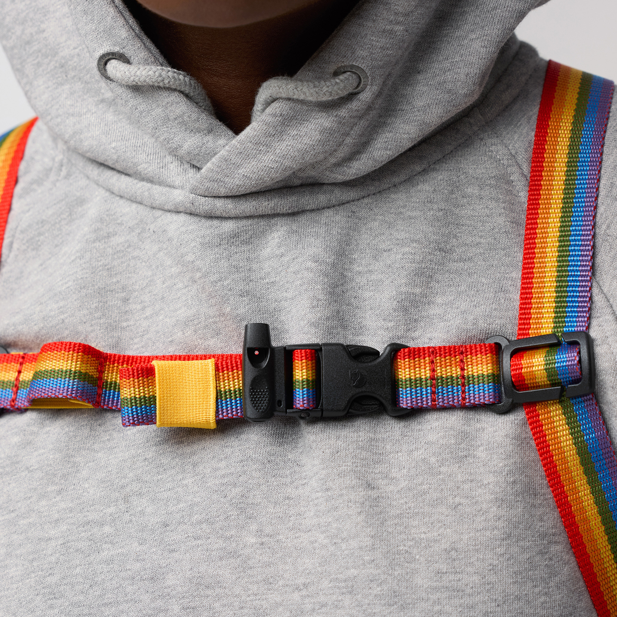 Kånken Rainbow Chest Strap - Image 2