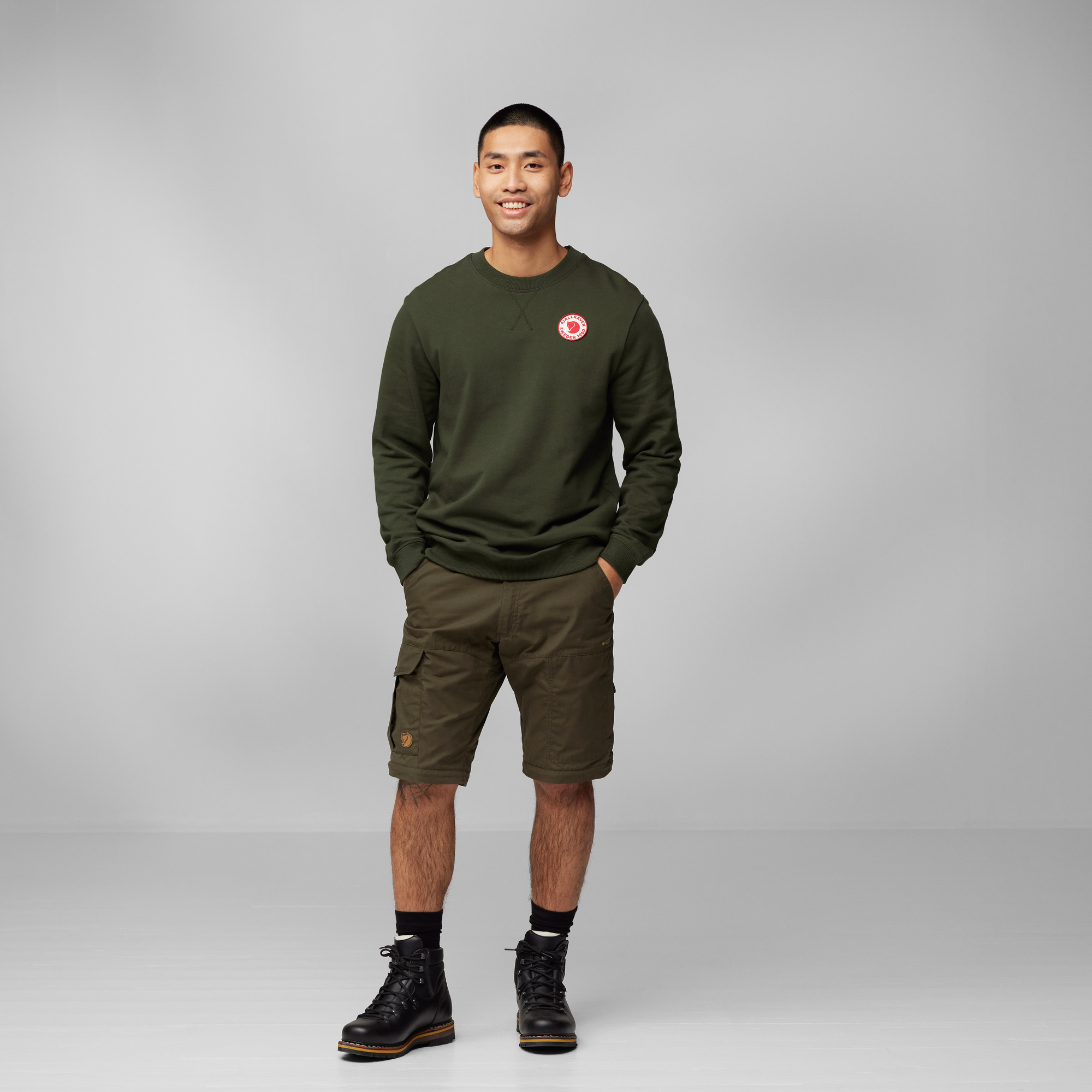 Karl Pro Zip-off Trousers M - Image 13