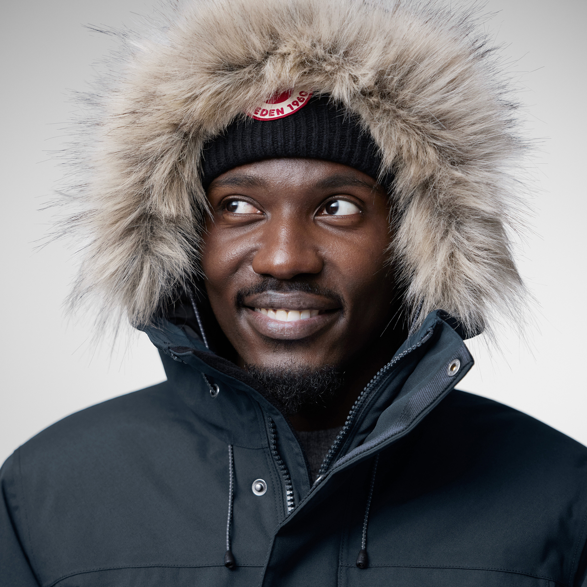 Nuuk Lite Parka M - Image 3