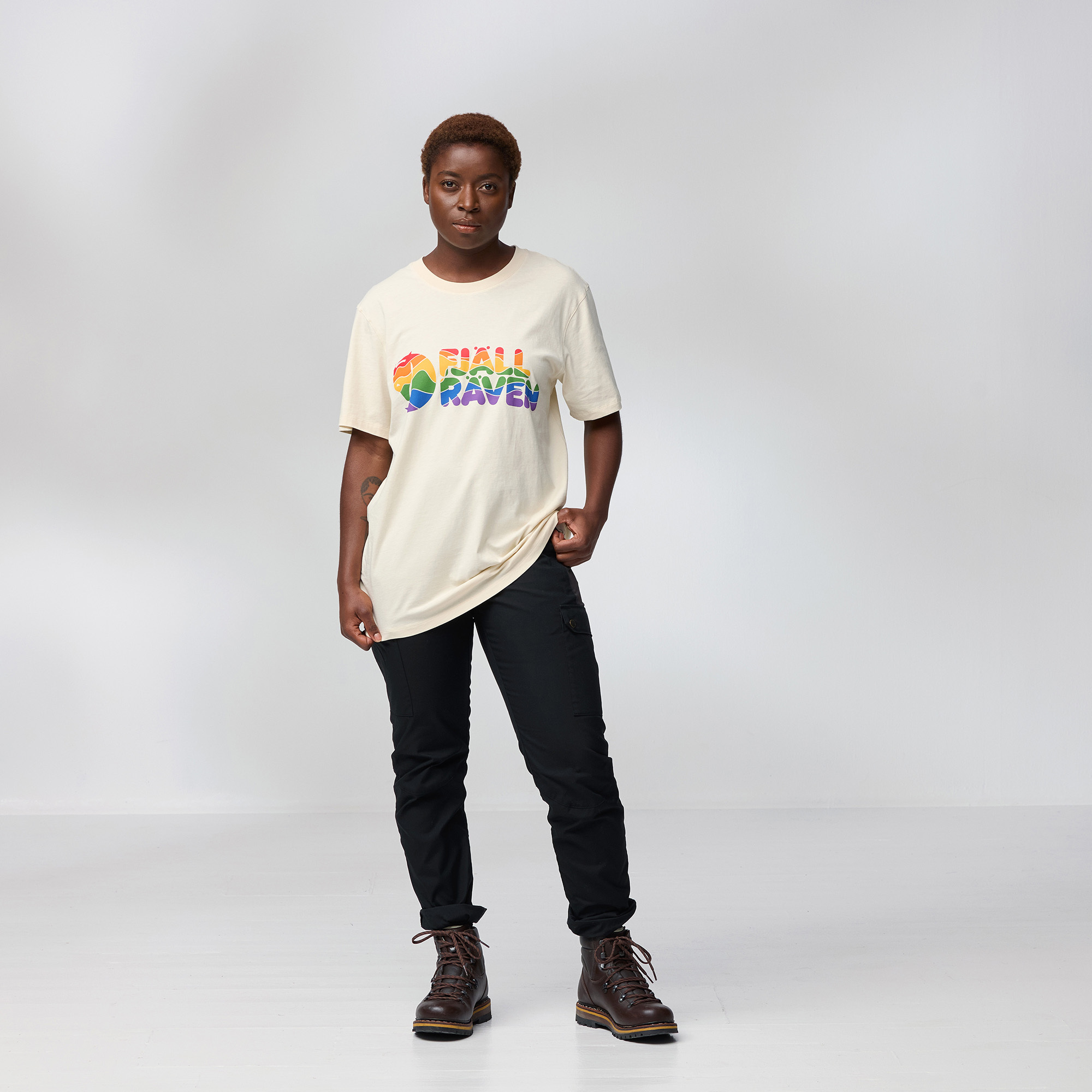 Rainbow T-shirt - Image 1