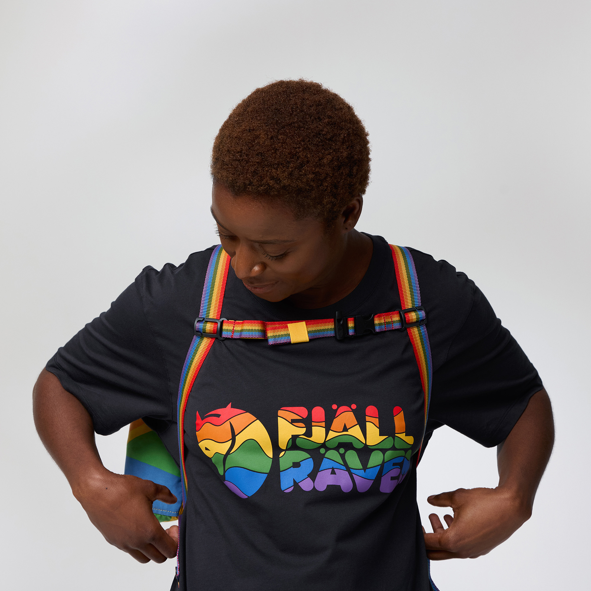 Rainbow T-shirt - Image 13
