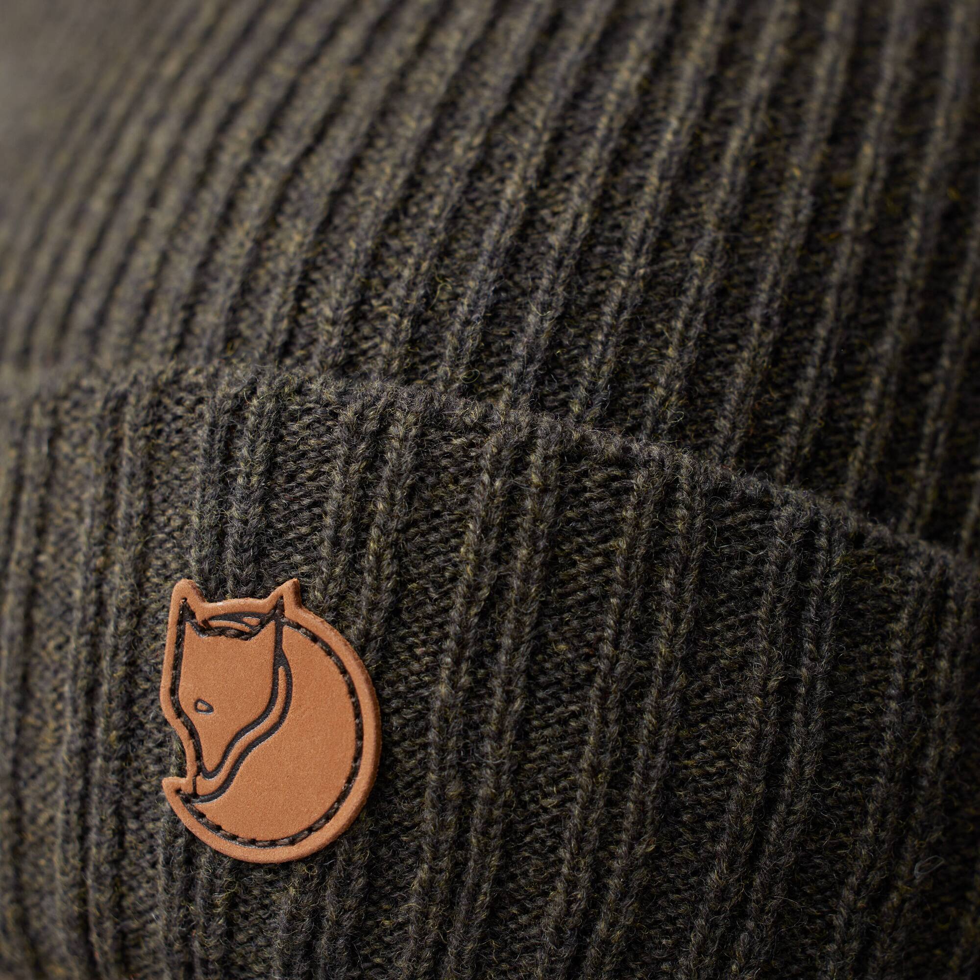 Sörmland Reversible Beanie - Image 5