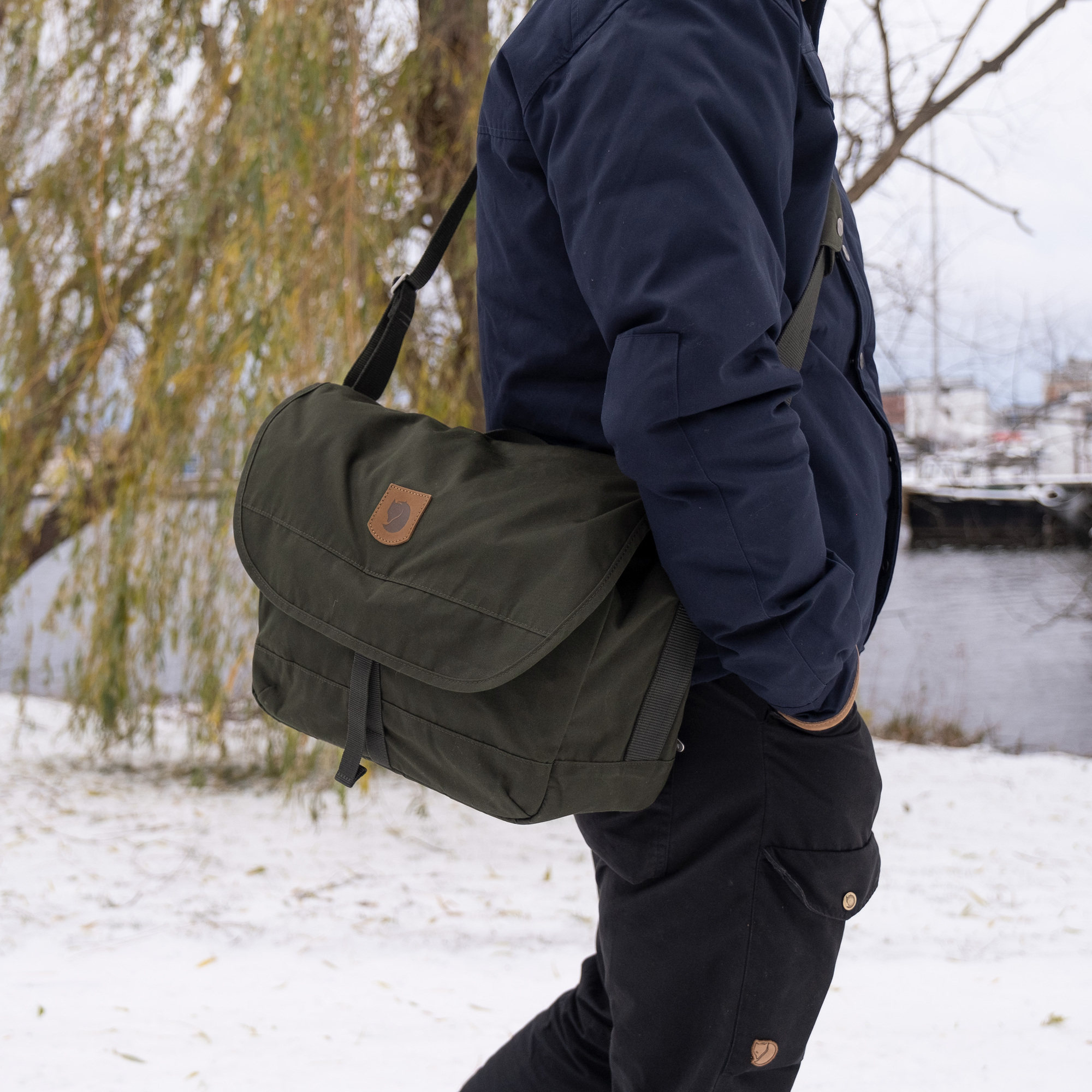 Greenland Shoulder Bag - Image 21