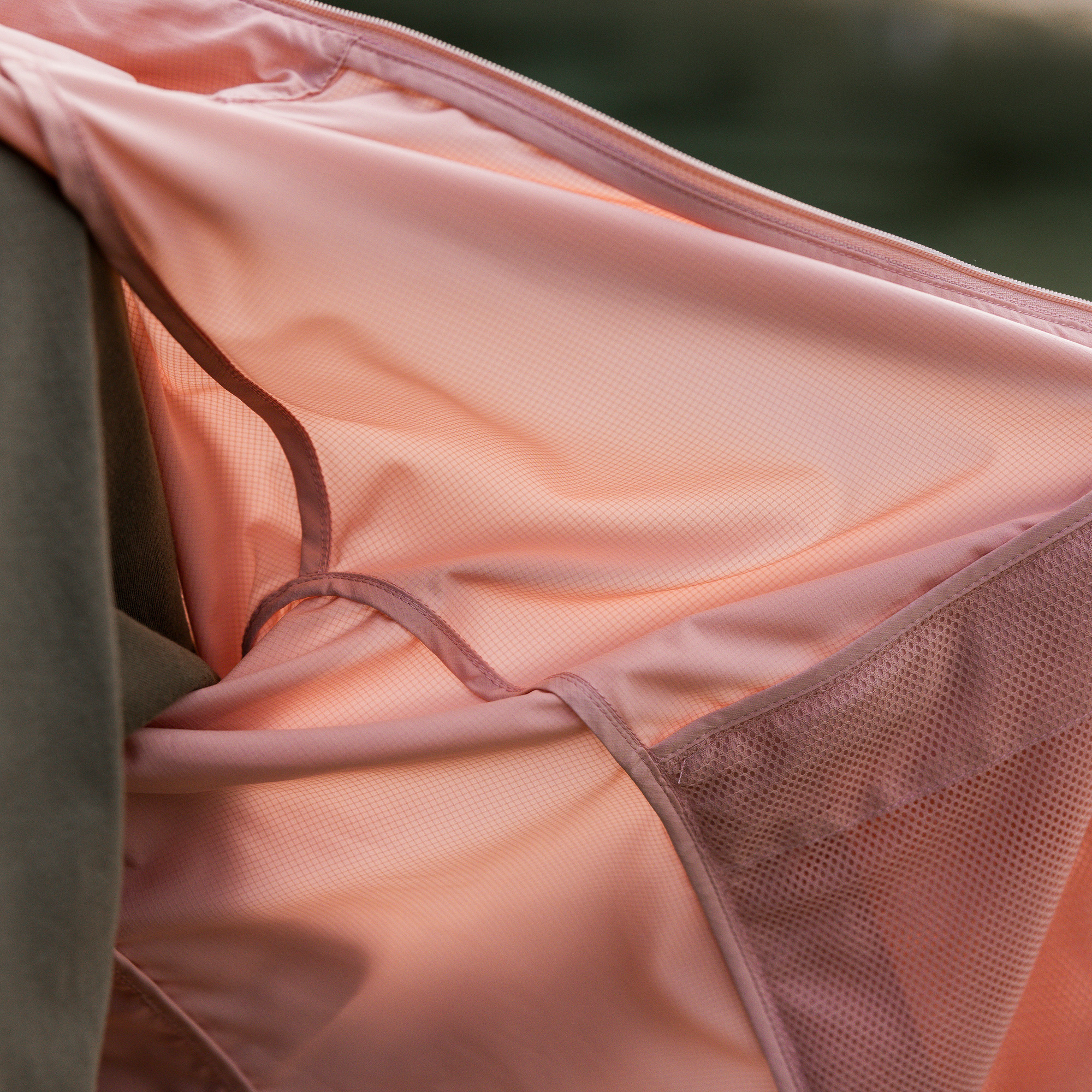 High Coast Wind Hoodie W - Image 15