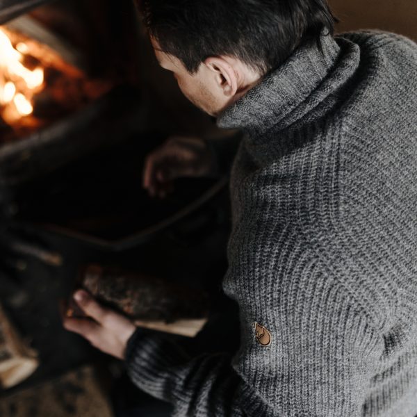 Övik Roller Neck Sweater M - Image 10