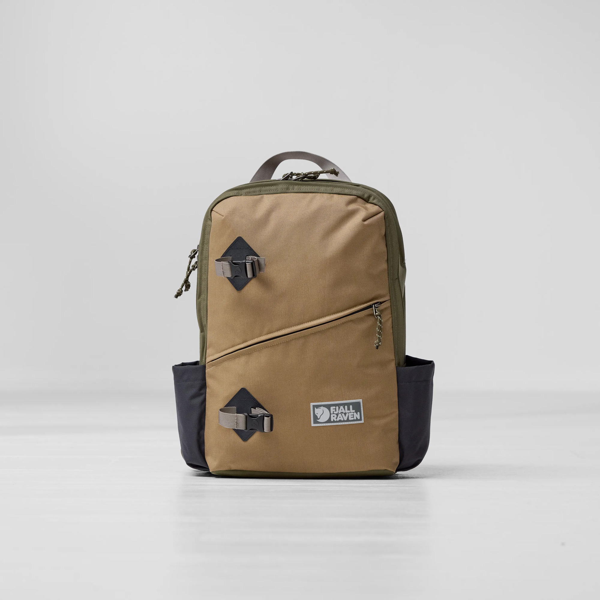 Vardag Backpack 17 - Image 7